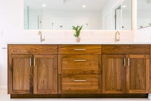 Custom Walnut Vanity, Euro style, Soft Close Drawers, Lake Stevens, 2022